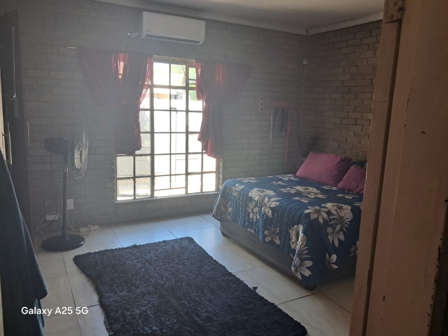 3 Bedroom Property for Sale in Oos Einde North West